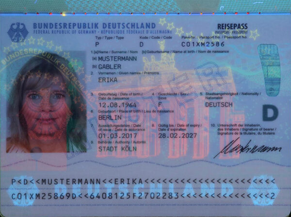 German passport Data page details